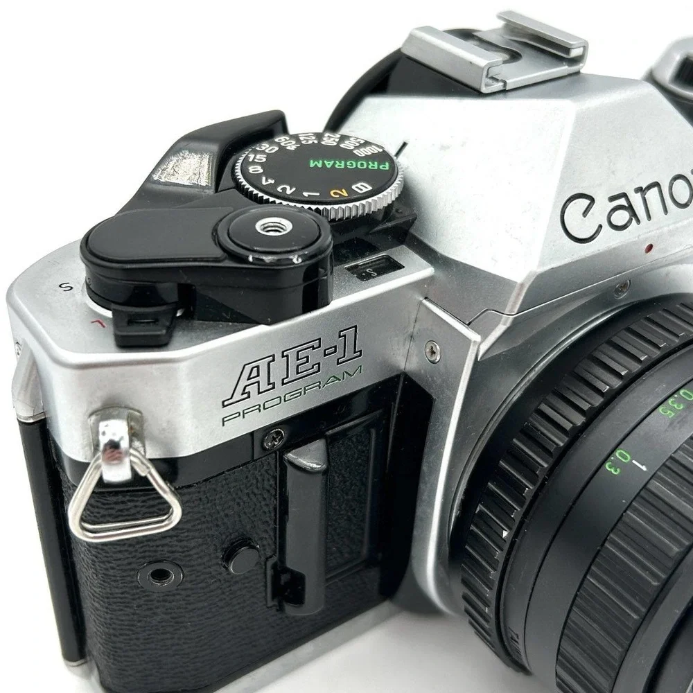 VTG Canon AE-1 Program 35mm SLR Film Camera MC Cosmicar 28mm f/2.8 Lens Untested